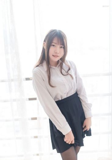 国产萝莉在线_BD韩语高清完整版播放